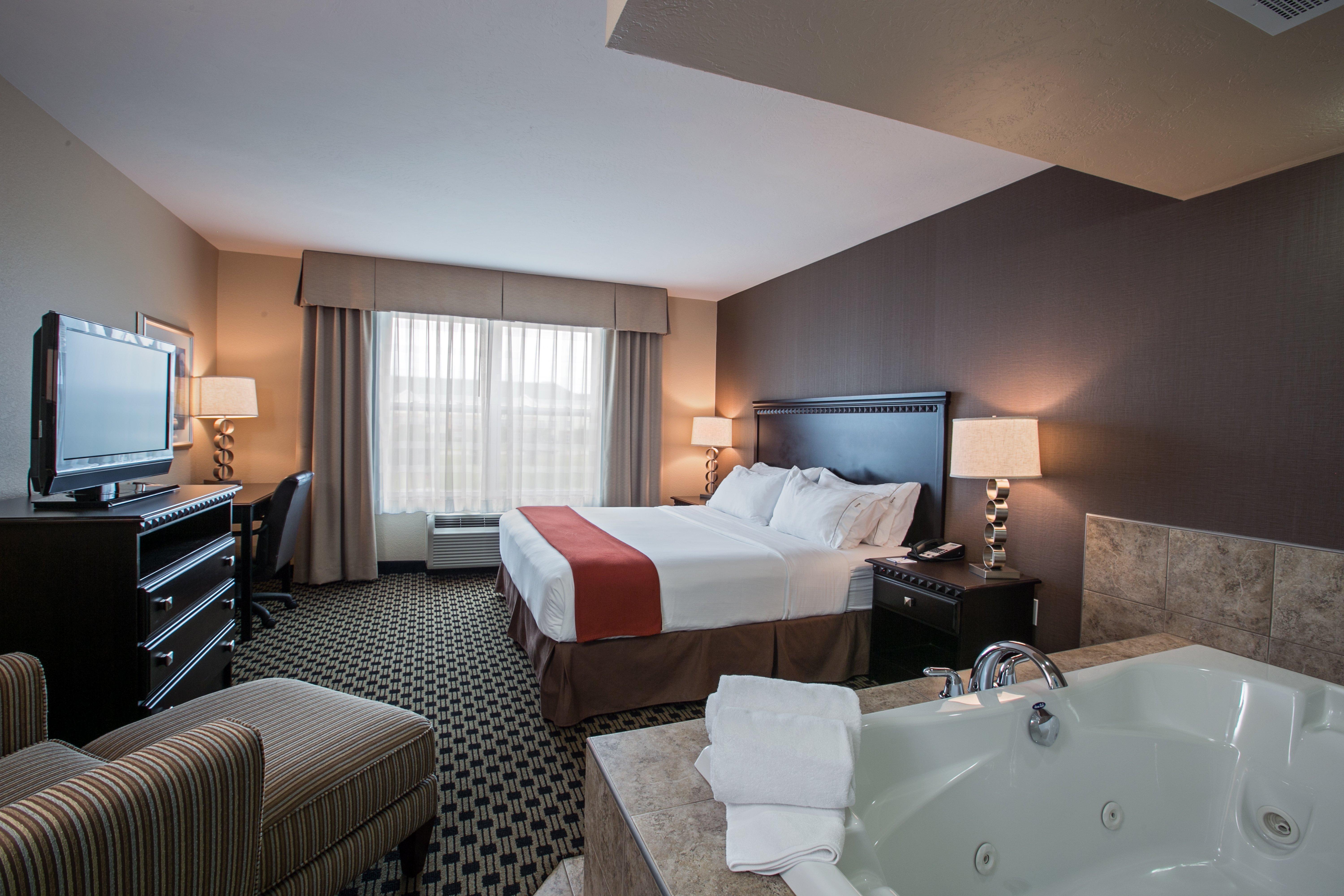 Holiday Inn Express & Suites - Green Bay East By Ihg Dış mekan fotoğraf