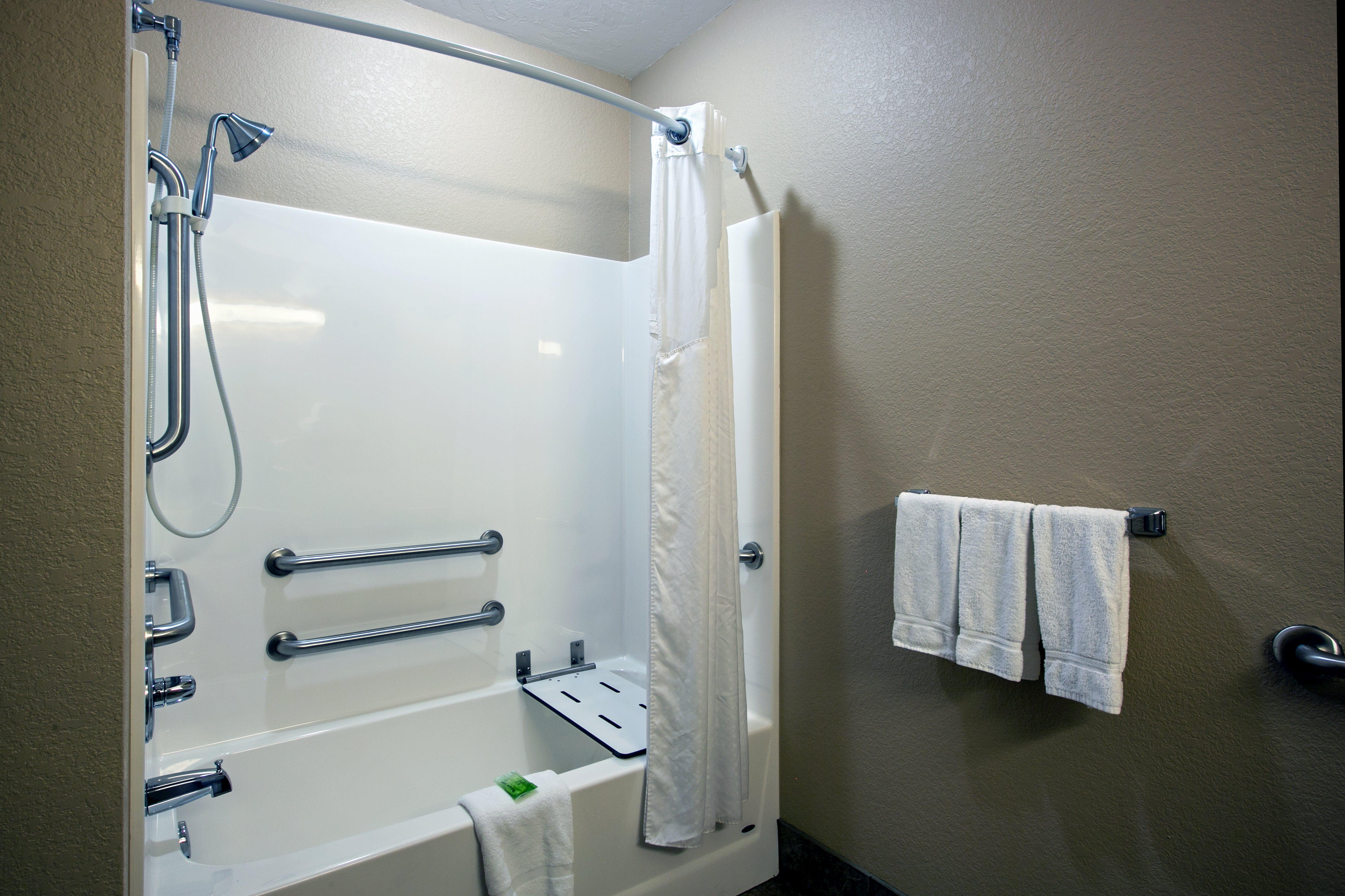 Holiday Inn Express & Suites - Green Bay East By Ihg Dış mekan fotoğraf