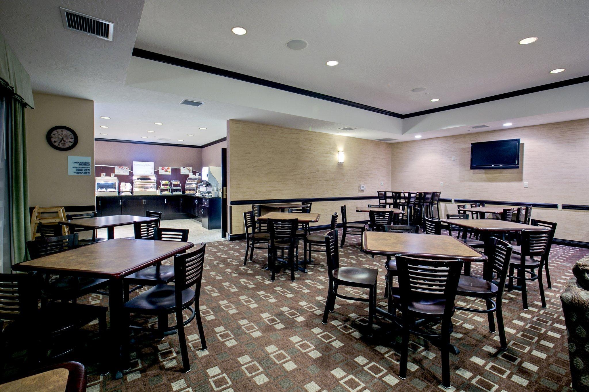 Holiday Inn Express & Suites - Green Bay East By Ihg Dış mekan fotoğraf