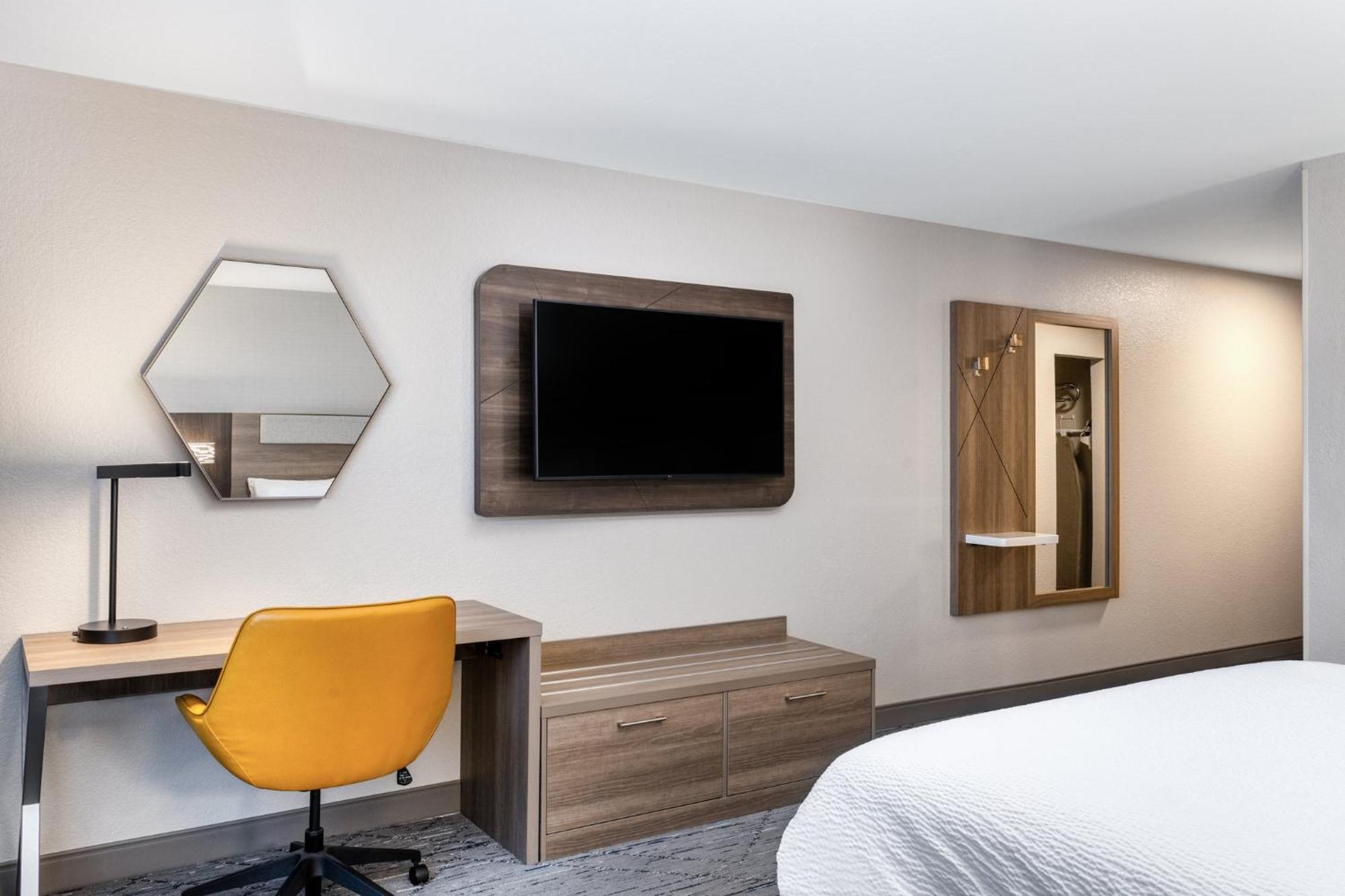 Holiday Inn Express & Suites - Green Bay East By Ihg Dış mekan fotoğraf