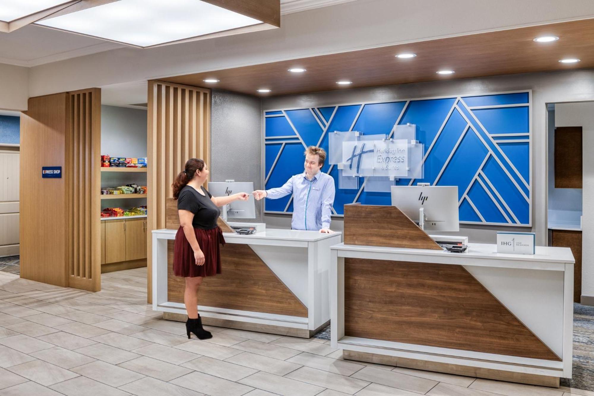 Holiday Inn Express & Suites - Green Bay East By Ihg Dış mekan fotoğraf