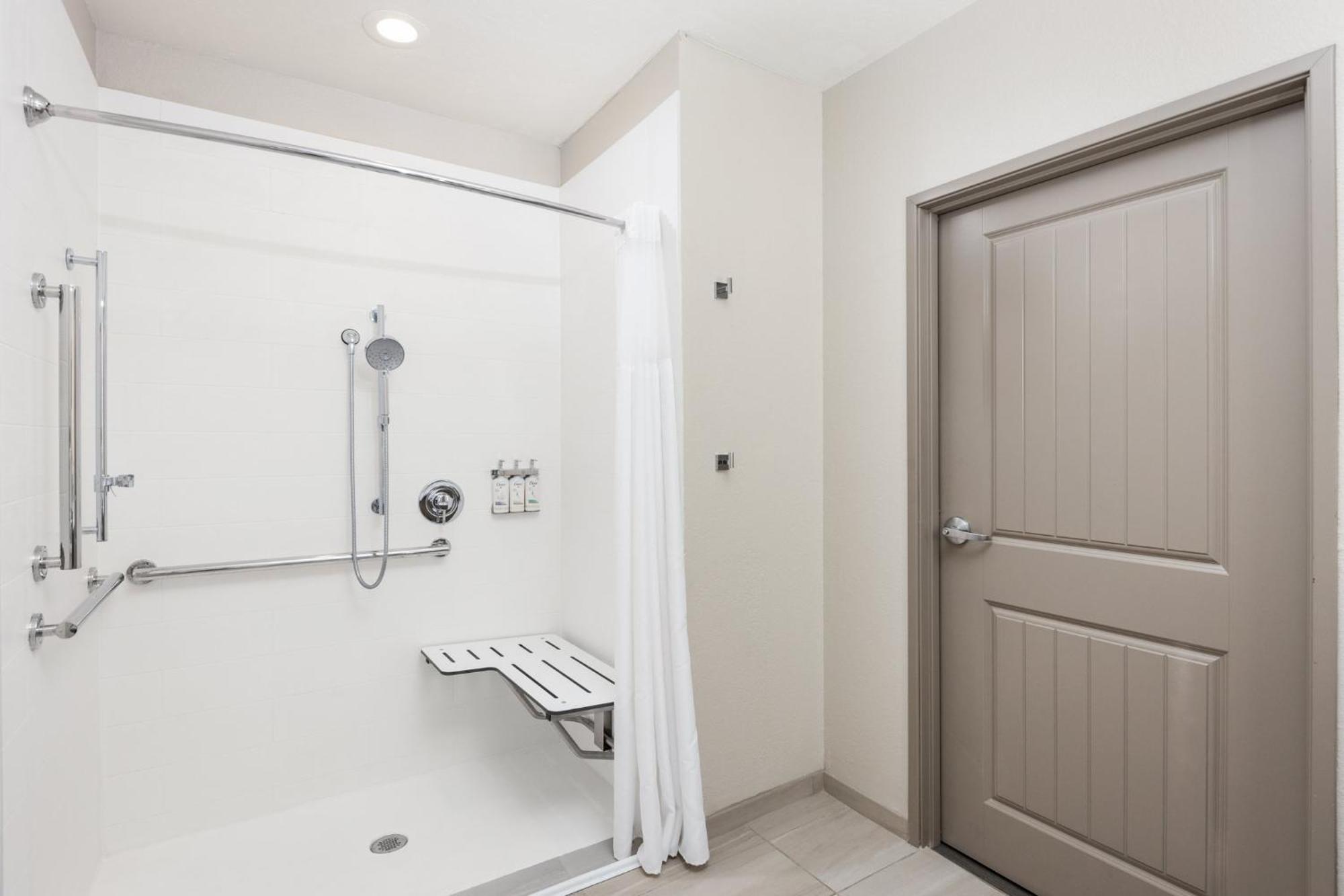 Holiday Inn Express & Suites - Green Bay East By Ihg Dış mekan fotoğraf